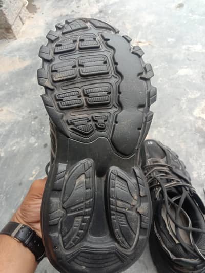 BLACK CHUNK SNEAKERS SHOES FOR SALE