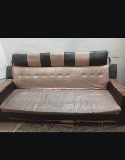 Urgent sale. . call 03046200079