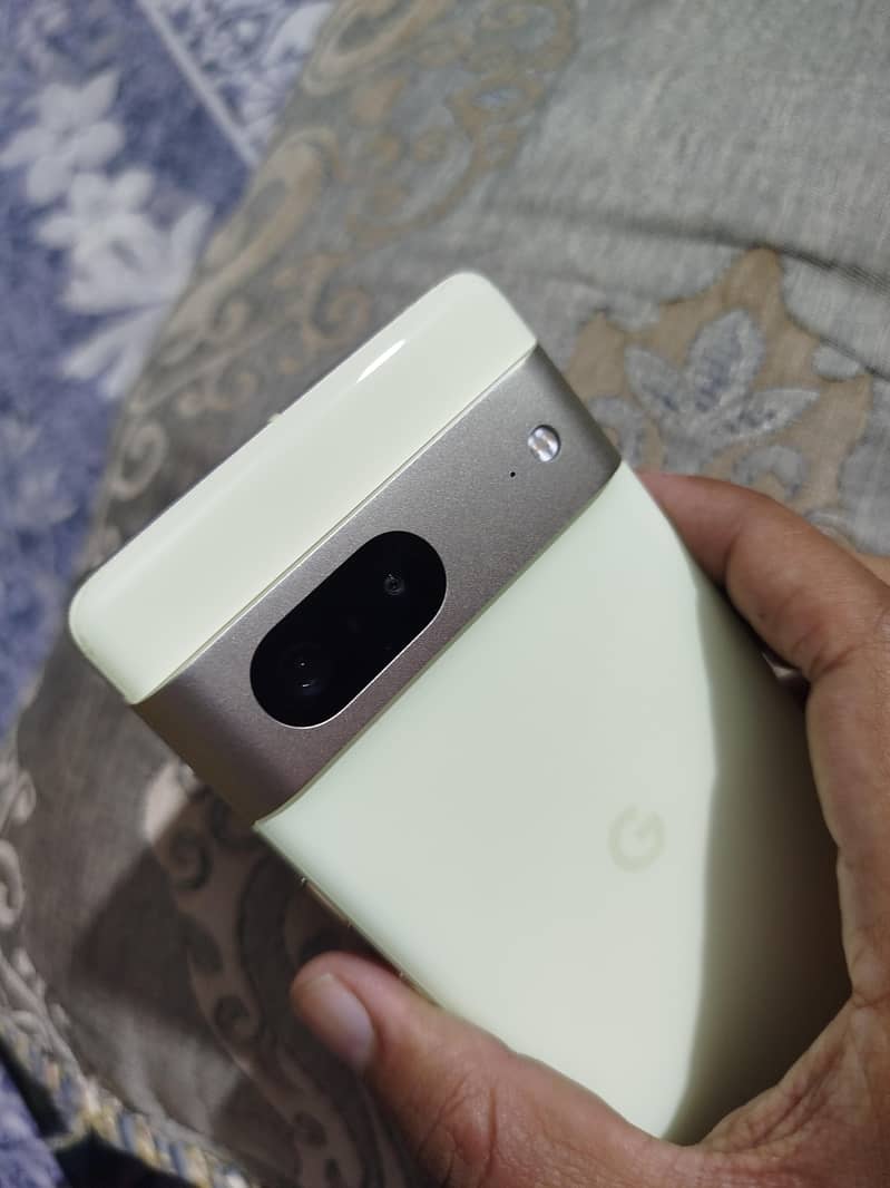 Google Pixel 7 3
