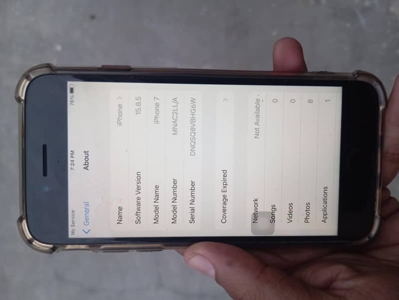 Apple iPhone 7 3