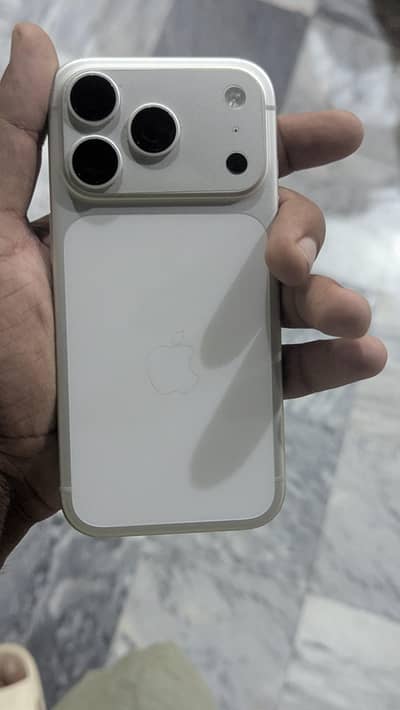 Apple iPhone 17 Pro