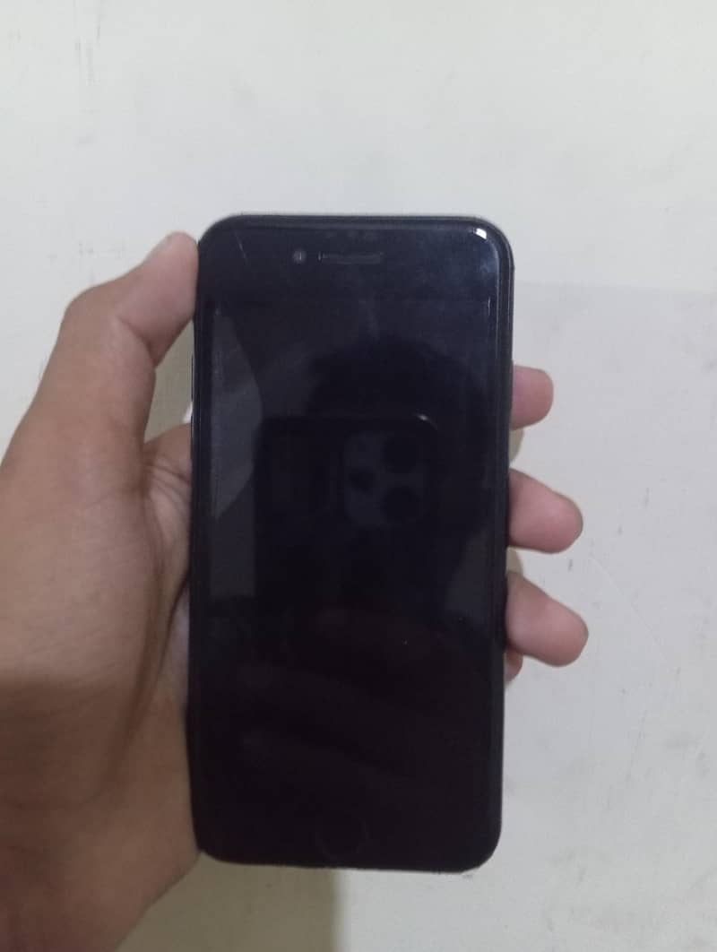 Apple iPhone SE 3