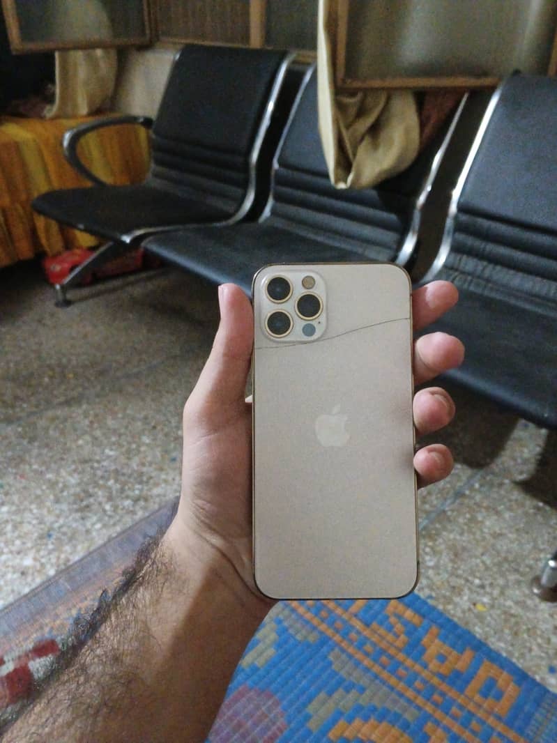 Apple iPhone 12 Pro 1