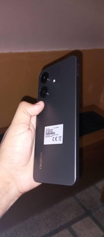 Realme Note 60x 4+4 64    24 month warranty valla 10 month use hova ha
