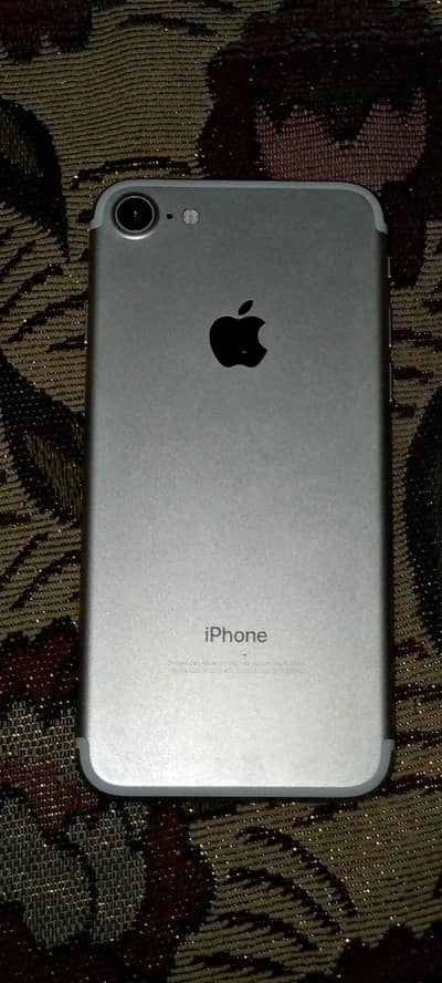 Apple iPhone 7