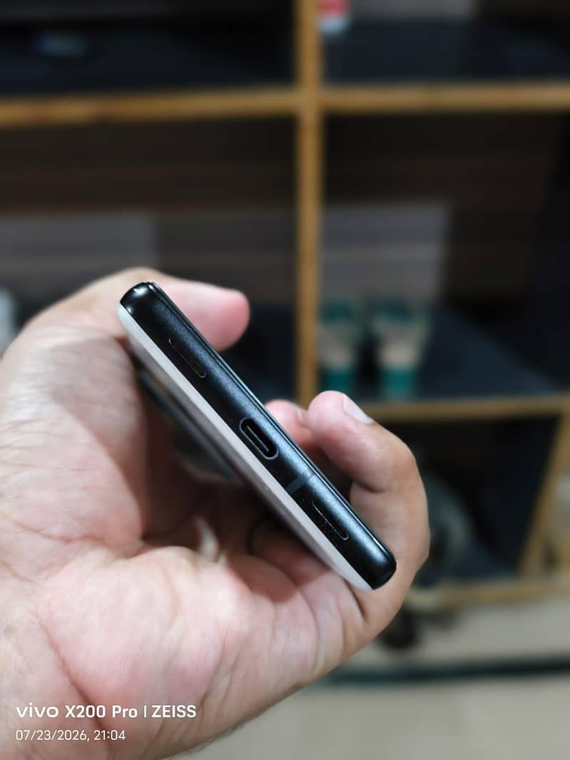 Google Pixel 6a 2