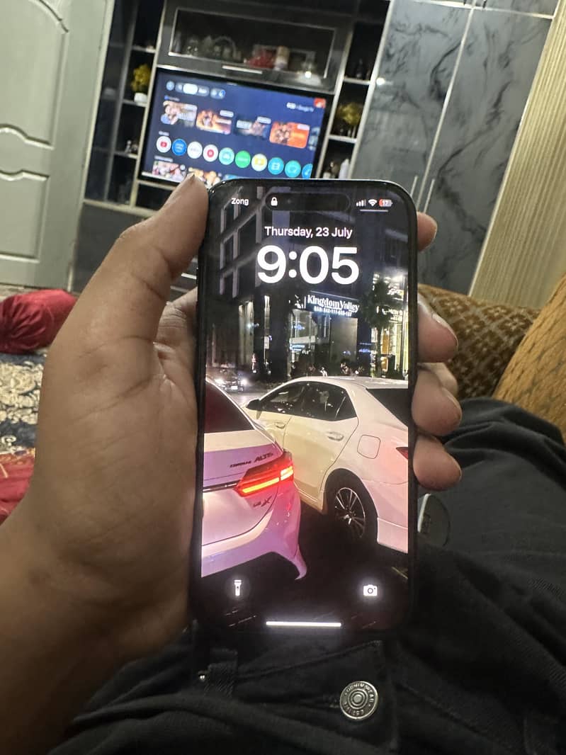 iPhone 15 JV 2