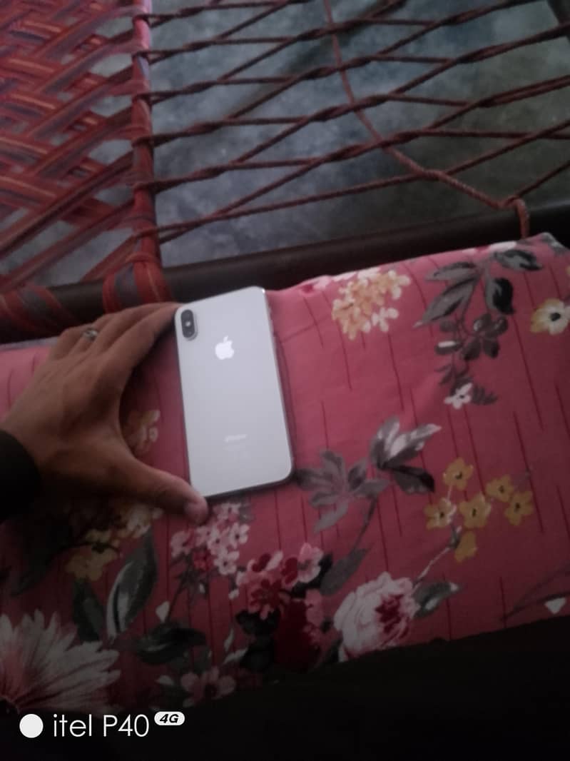 Apple iPhone X 2