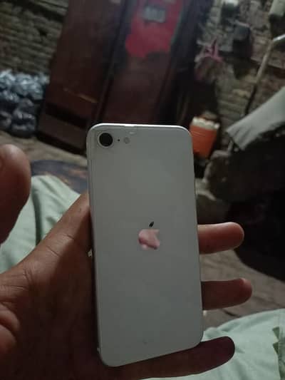 Apple iPhone SE