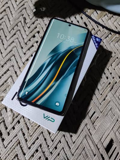 Infinix Note 12 VIP