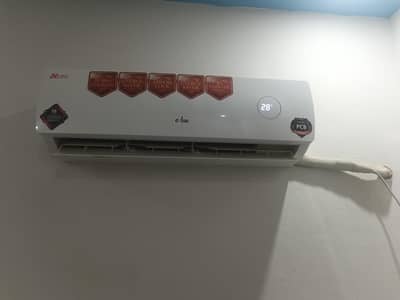 E-Lux DC Inverter, T3 Technology, Slightly Used 10/10 Condition Sealed