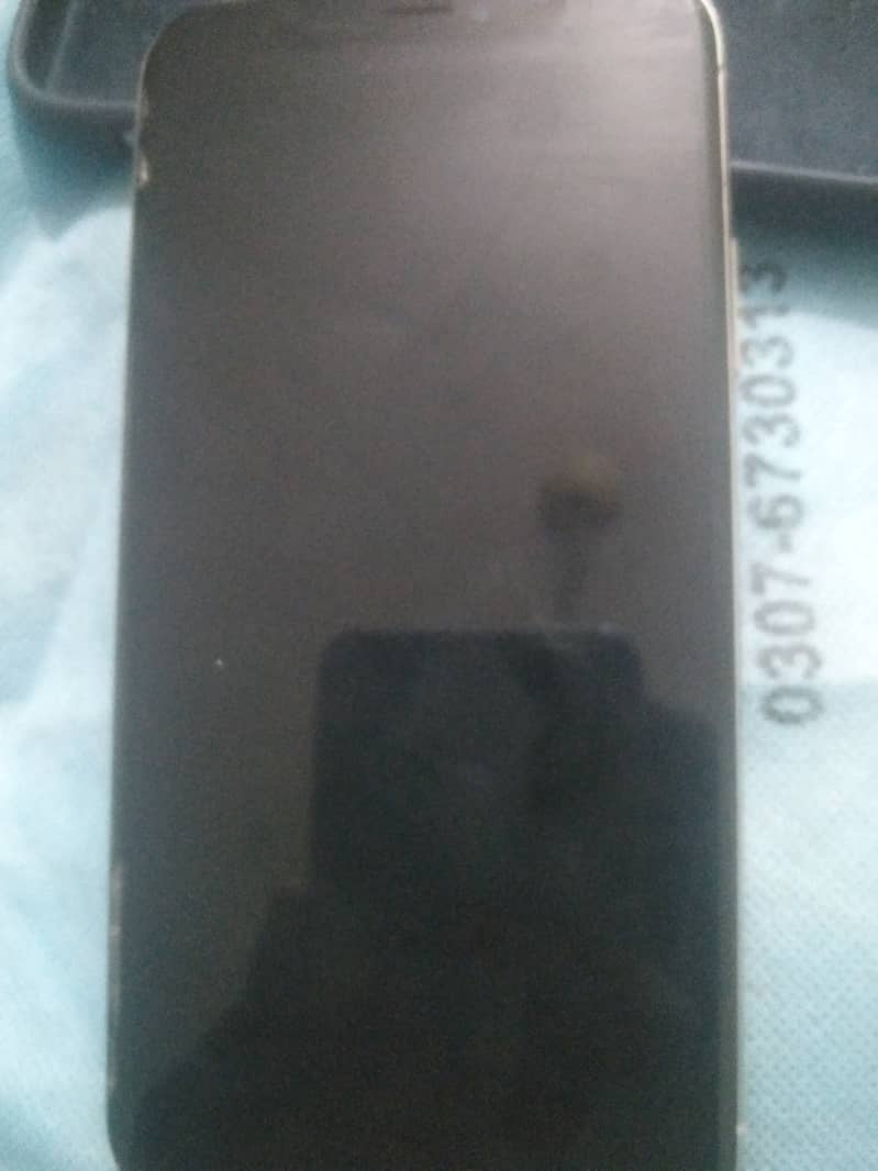 Apple iPhone X 3