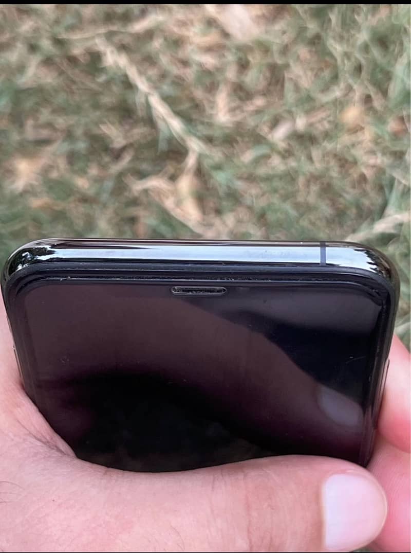 Apple iPhone X 5