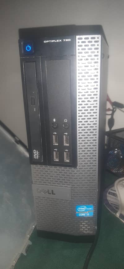 Dell Optiplex 790 i5 2400 with 8 gigs of ram and 200gigs of hdd