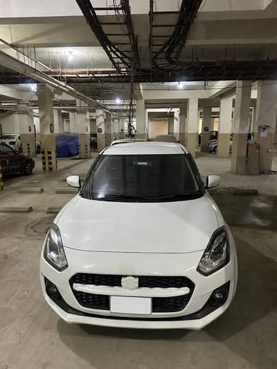 Suzuki Swift GLX CVT 2024