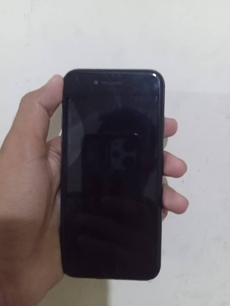 Apple iPhone SE 1