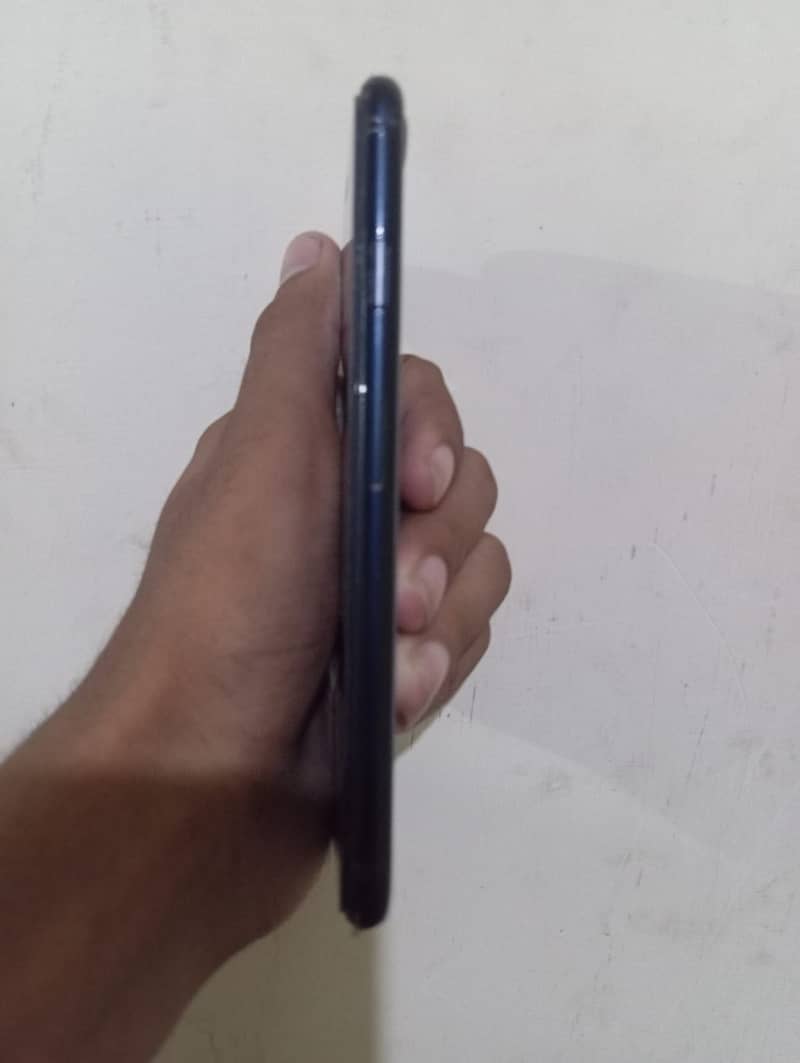 Apple iPhone SE 6