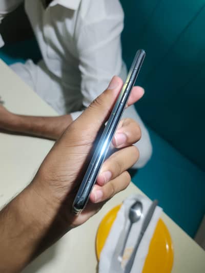 OPPO Reno6