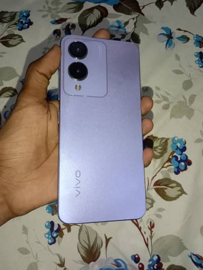 Vivo Y17s