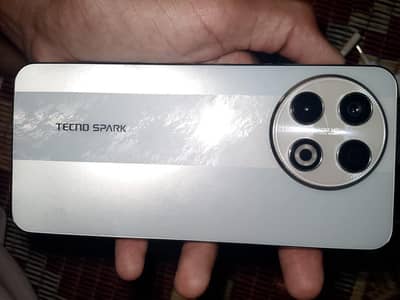 Tecno SPARK 30 Pro
