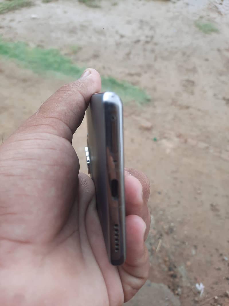 Tecno CAMON 40 Pro 3