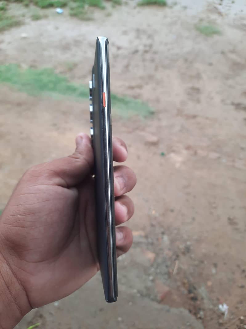 Tecno CAMON 40 Pro 5