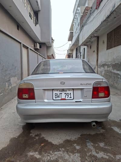 Suzuki Baleno 2005 03257683744