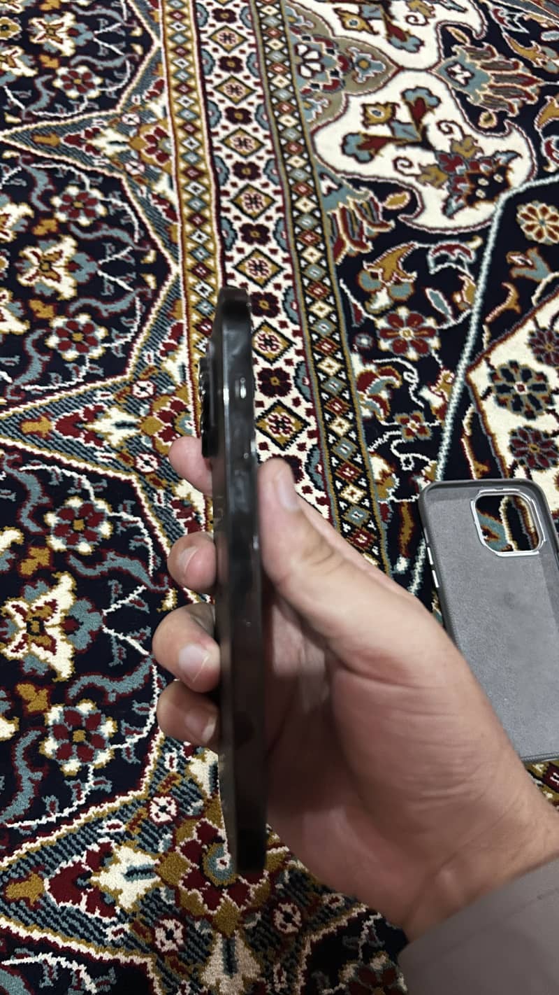 Iphone 14 pro max 1
