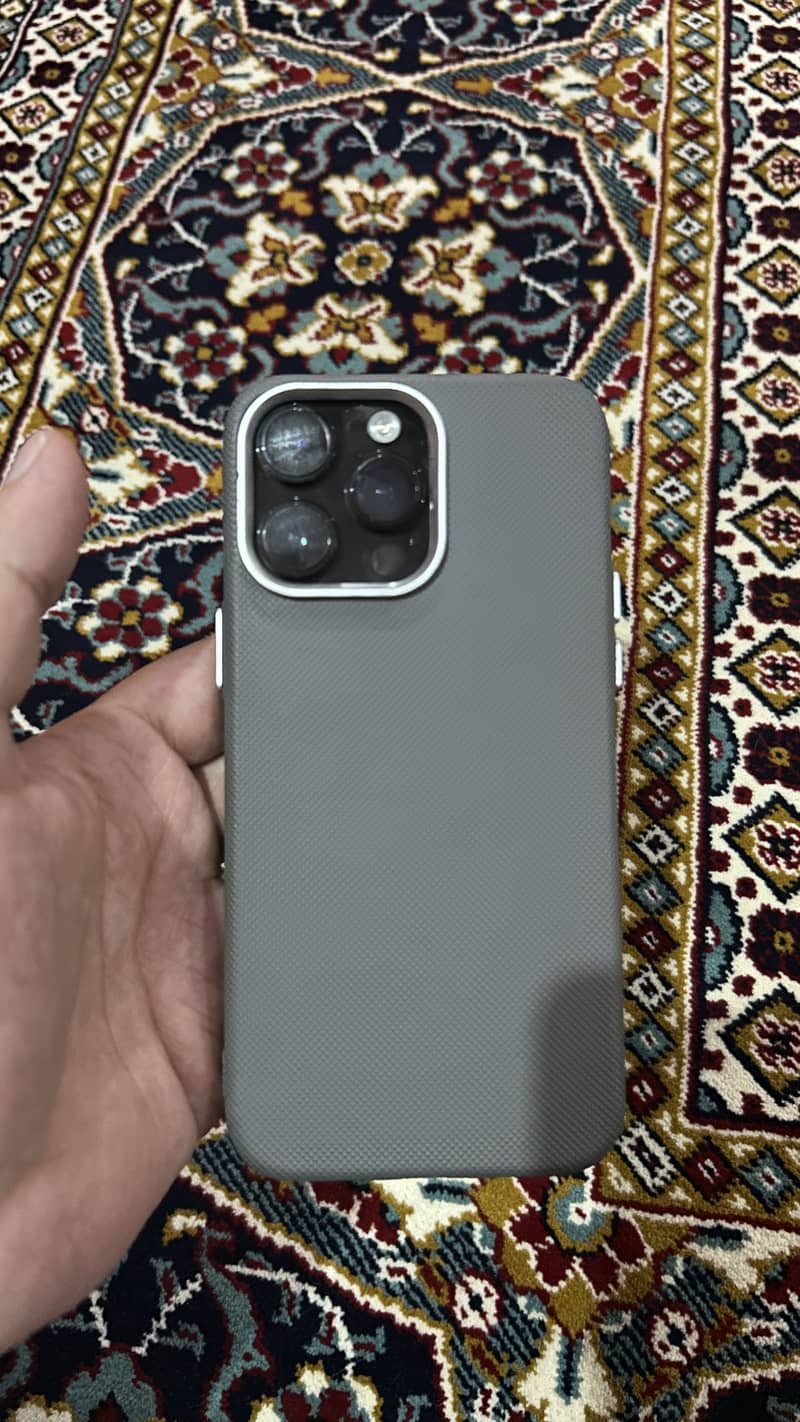 Iphone 14 pro max 3