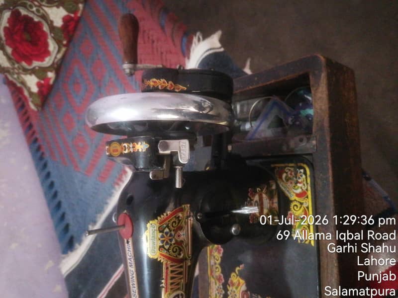 sewing machine 5