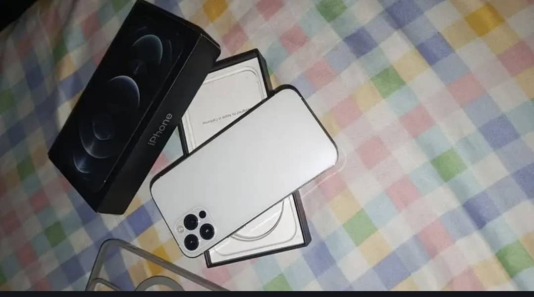 iPhone 12 pro 0