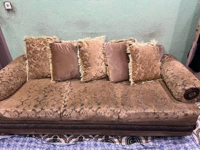Sofa set 3 2 1 / with Table Decent Color Stylist Design