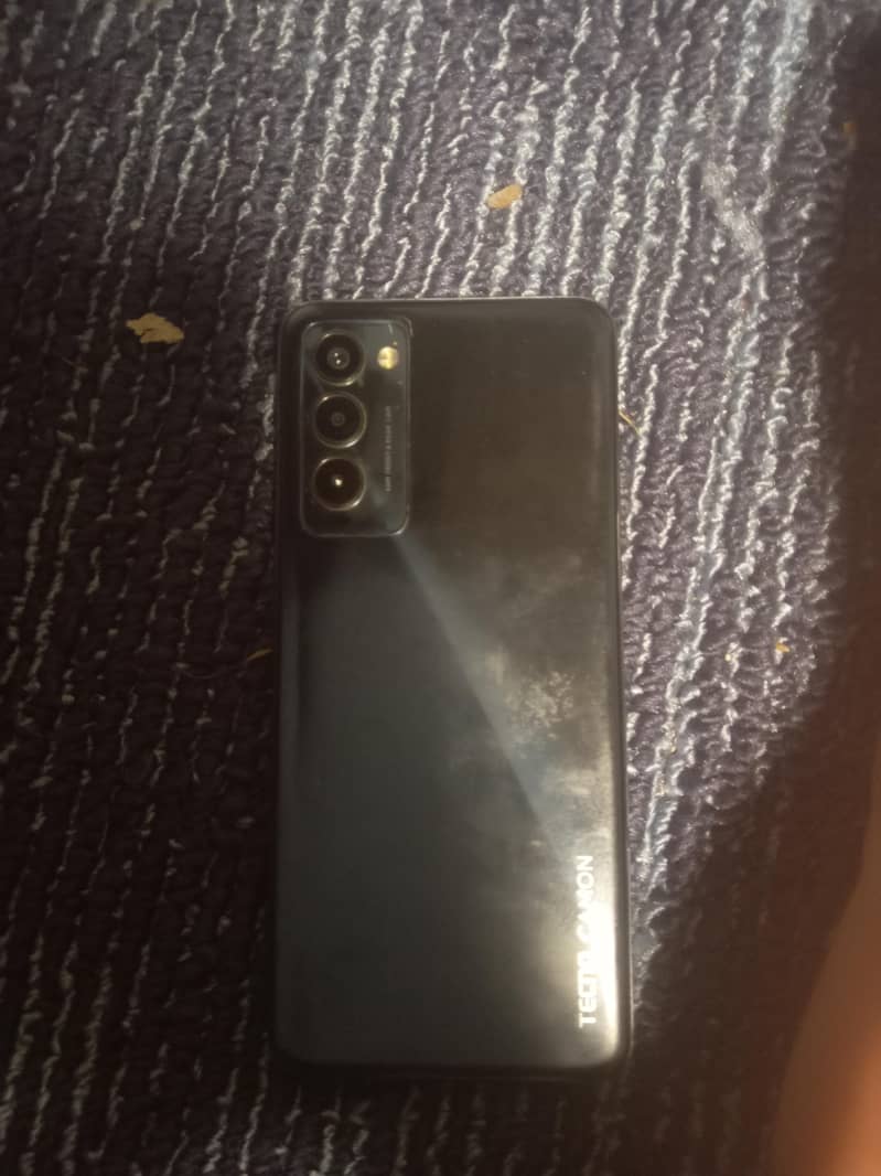 Tecno CAMON 18T 1
