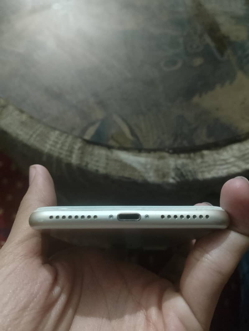 Apple iPhone 7+ 2