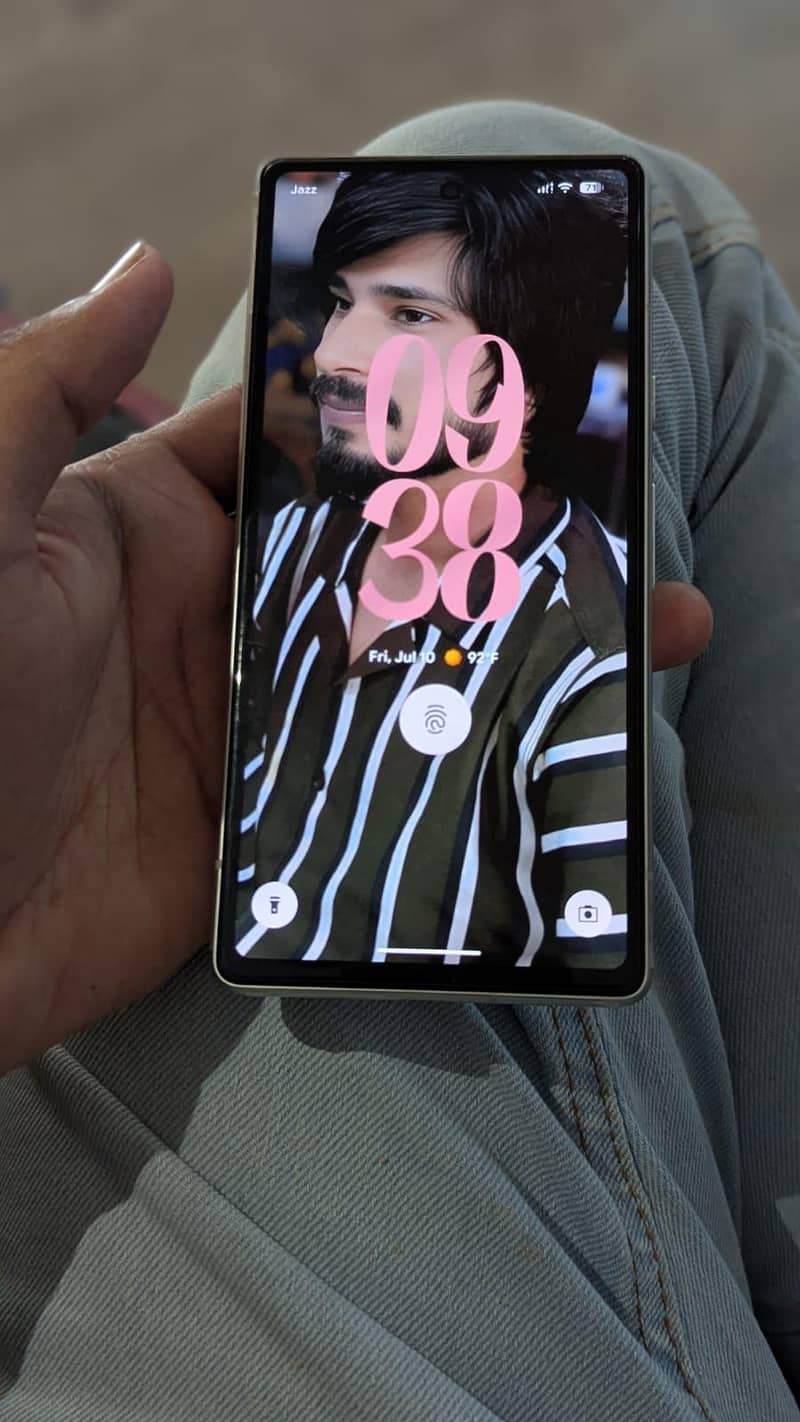 Google Pixel 7a 3