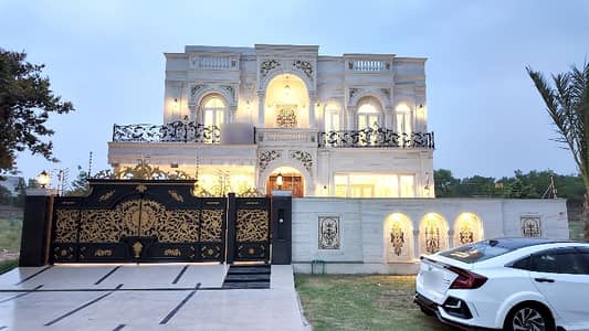 1 Kanal Adorable Bungalow On Top Location For Rent in DHA Phase 8 Lahore