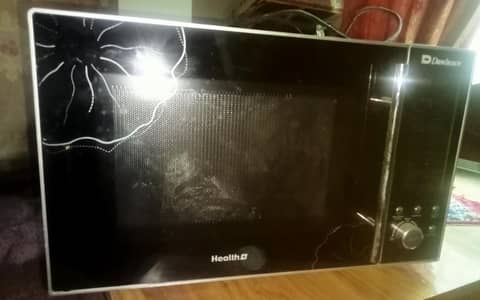 microwave oven