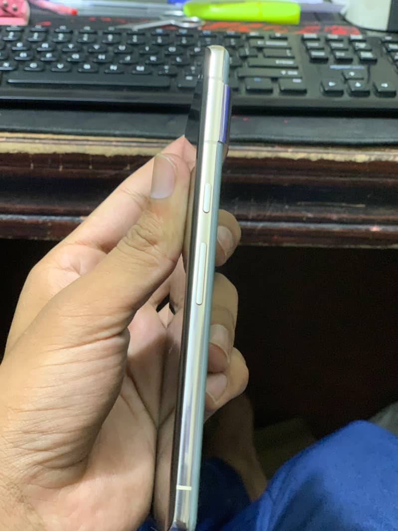 Google Pixel 7 Pro 4