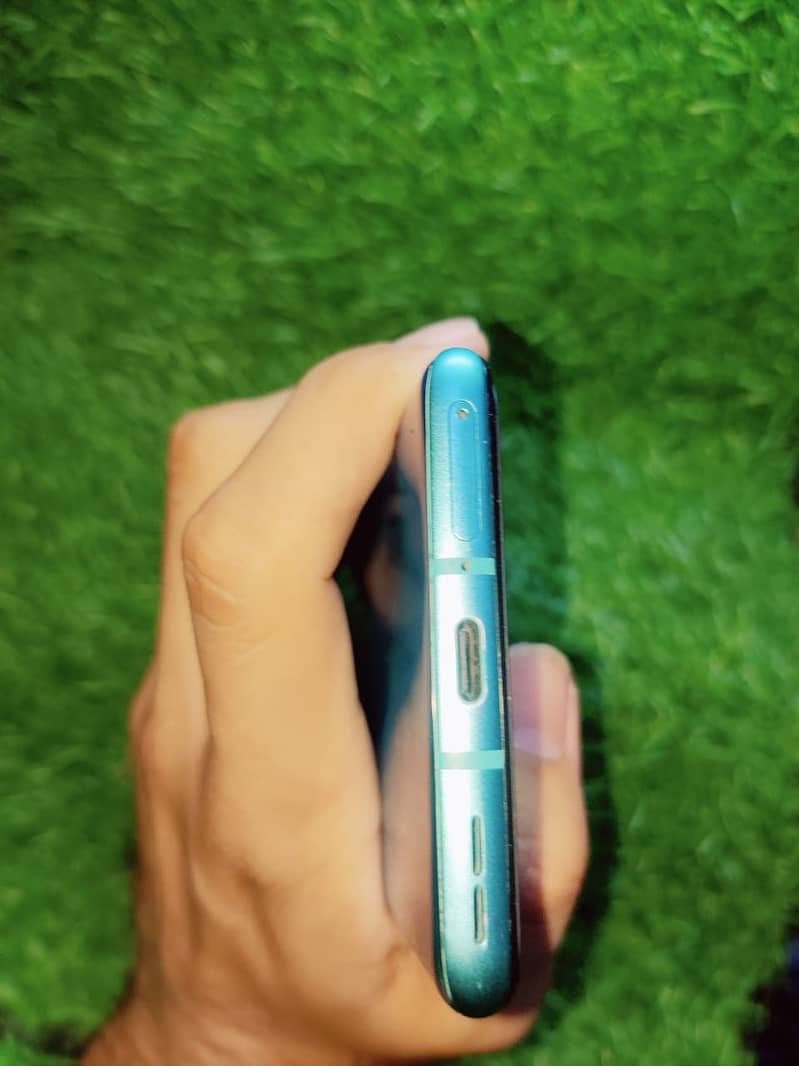 One Plus 8T 4