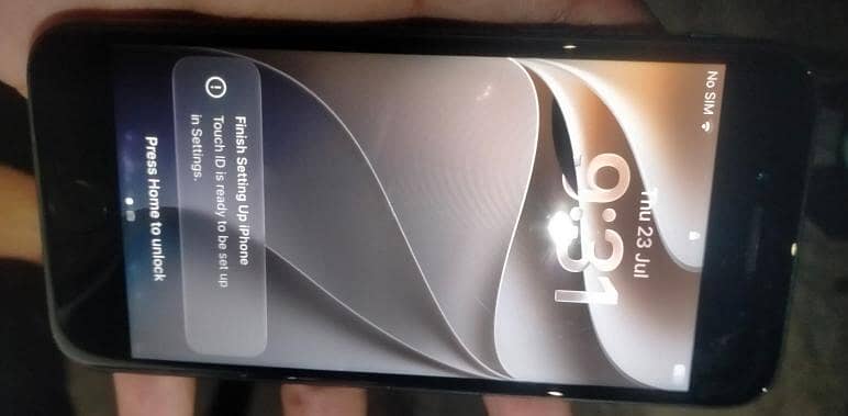 Apple iPhone SE 4