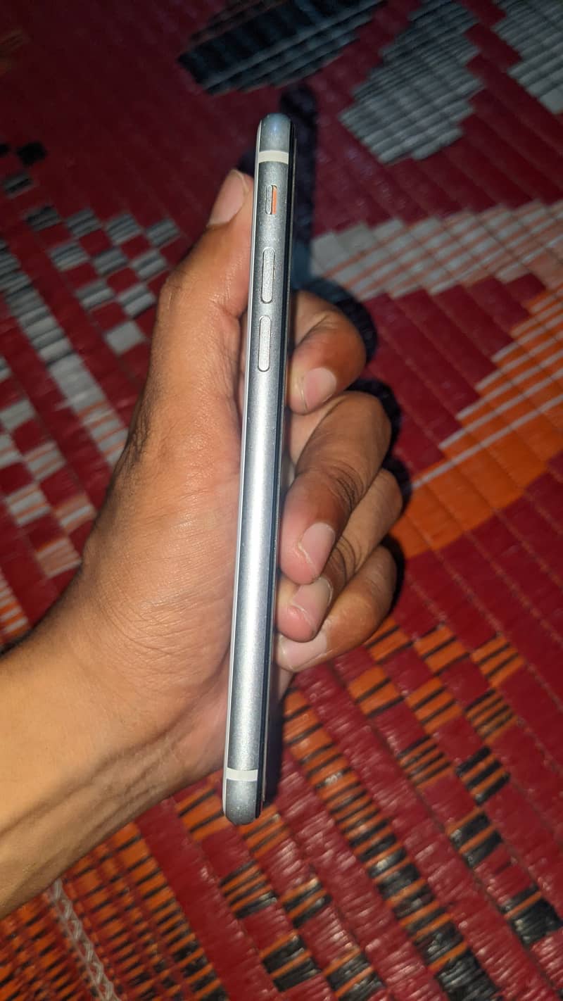 Apple iPhone SE 2
