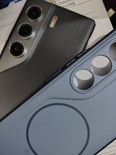 Tecno CAMON 40 Pro