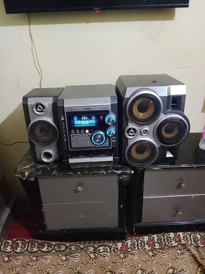 Samsung amplifier with base with woofer