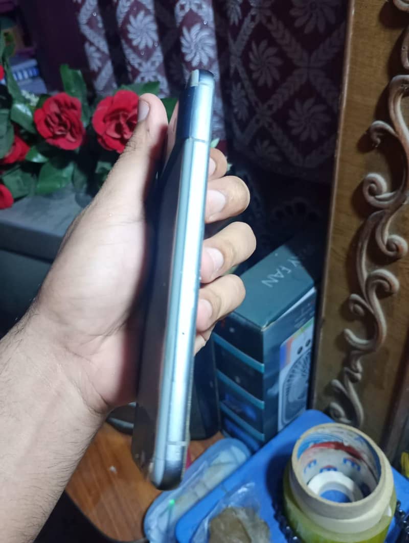 Google Pixel 8 1