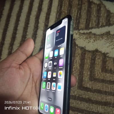 Apple iPhone XR