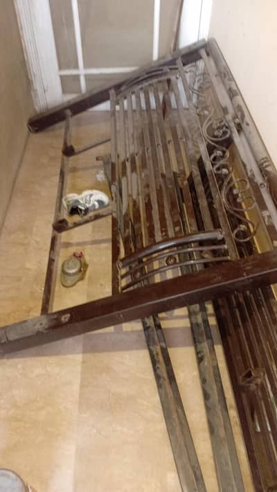 Bed FOR SALE