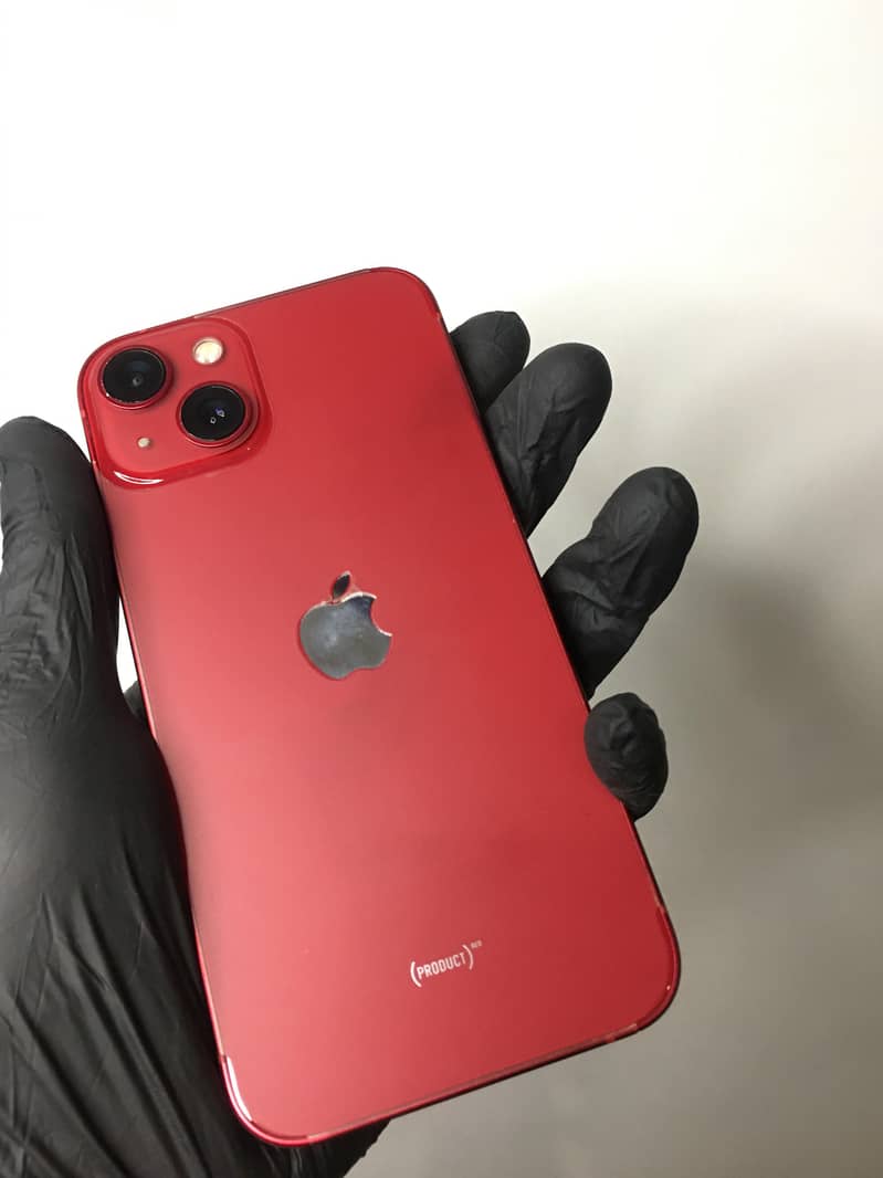 Apple iPhone 13 0