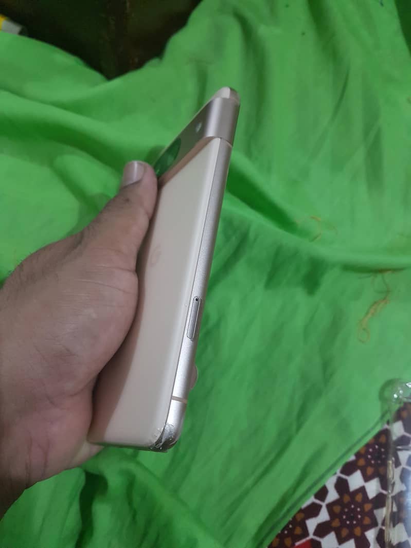 google pixel 8 3