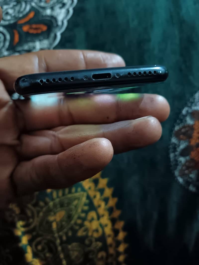 Mobile 1