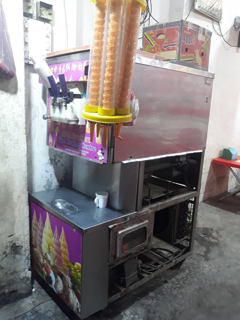 ice cream machine 1